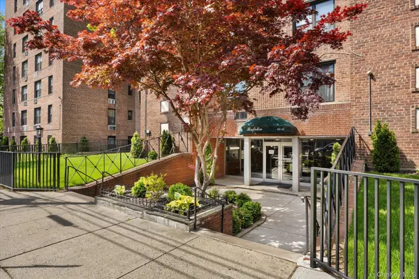 65-15 38th AVE #5K, Woodside, NY 11377