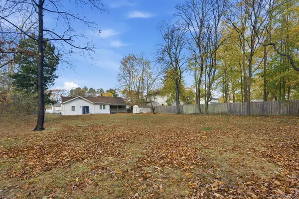36 Ralph AVE, Brentwood, NY 11717