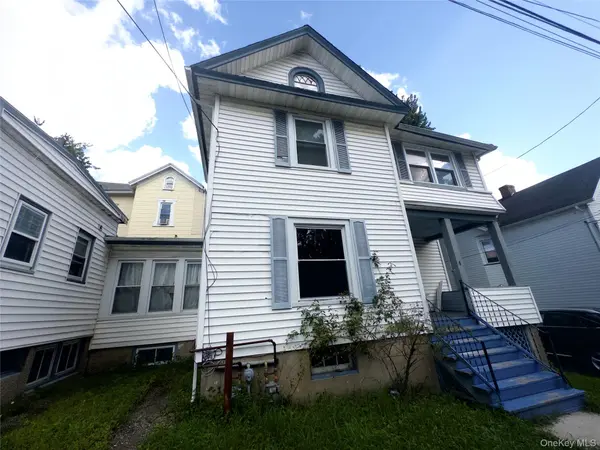 4 Harding ST, Middletown, NY 10940