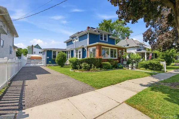 123 Briggs AVE, Yonkers, NY 10701