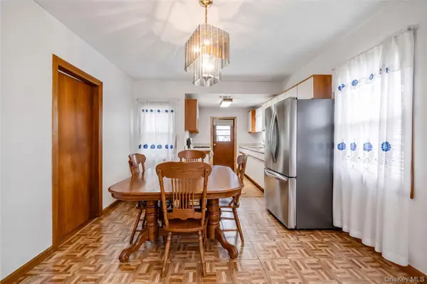 1360 News AVE, Elmont, NY 11003
