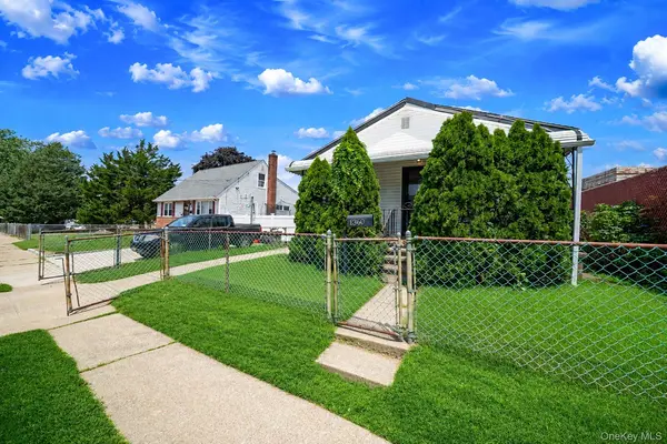 1360 News AVE, Elmont, NY 11003