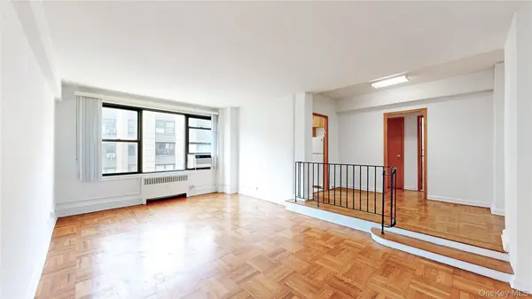 98-33 64th AVE #5D, Rego Park, NY 11374