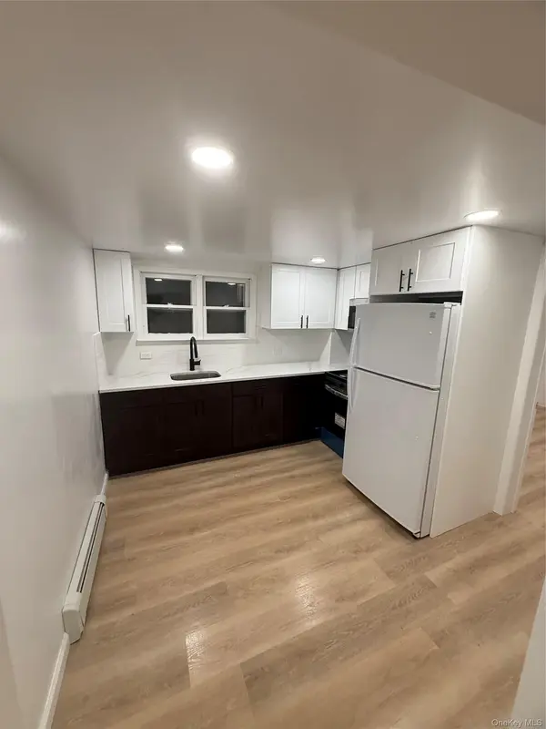 23 Mansion Ave #1, Yonkers, NY 10704