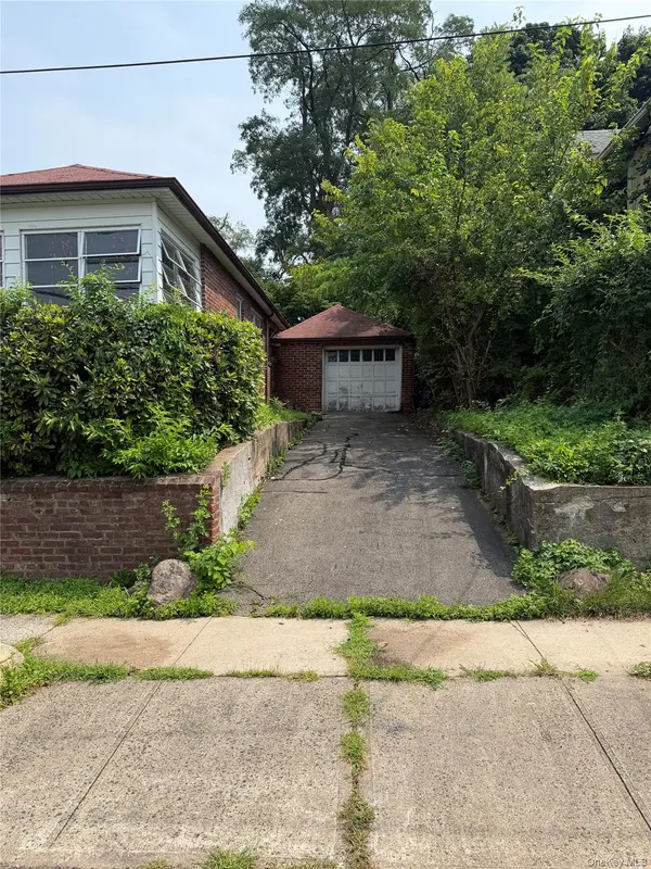 56 Hunt AVE, Yonkers, NY 10710