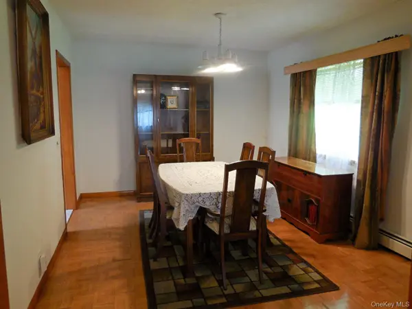 47 Ministers Flats RD, Wurtsboro, NY 12790