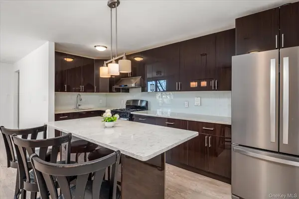 6011 Broadway #5E, Woodside, NY 11377
