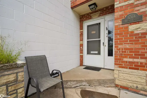 1708-1710 Smith ST, Burlington, IA 52601