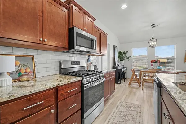 1009 Avalon CT, Altus, OK 73521