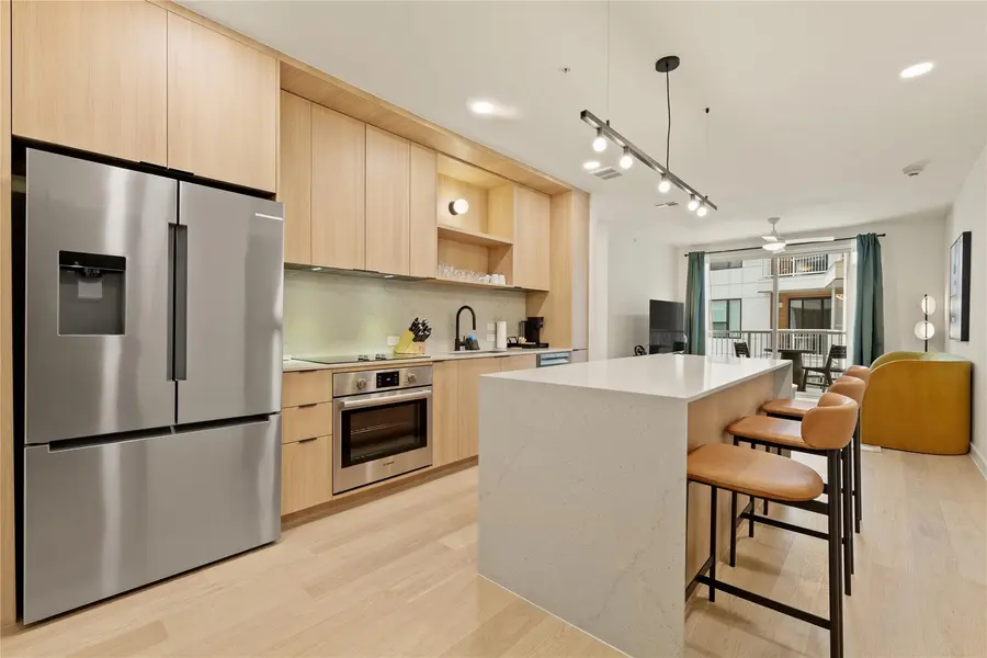 2323 S Lamar BLVD #204, Austin, TX 78704