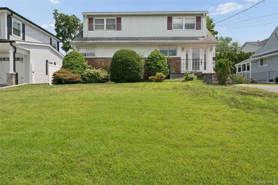 50 Hazelton RD, Yonkers, NY 10710