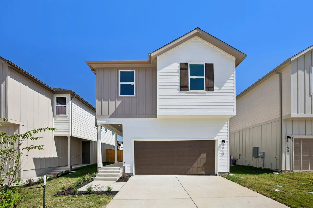125 Maverick Ave, Kyle, TX 78640