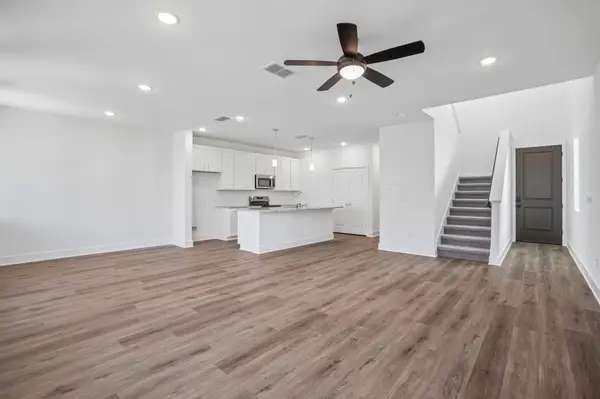 125 Maverick Ave, Kyle, TX 78640