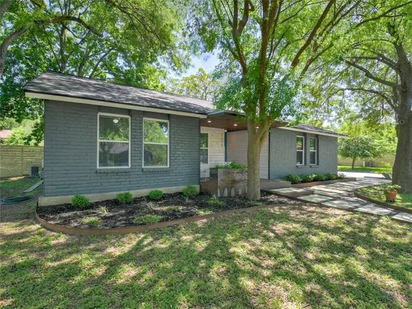6605 Clubway LN, Austin, TX 78745