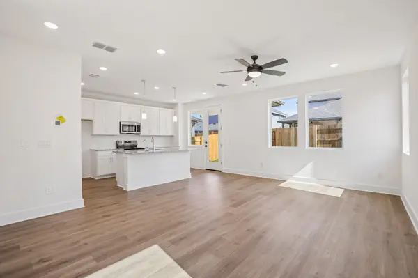 133 Maverick Ave, Kyle, TX 78640