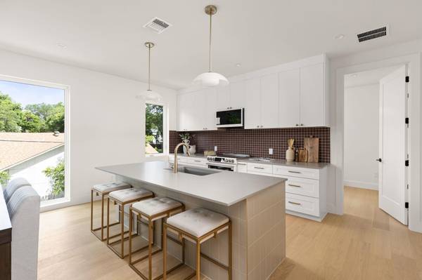 3528 Gonzales ST #1B, Austin, TX 78702