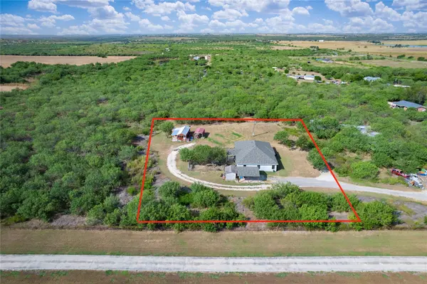 5734 FM 621, Martindale, TX 78655