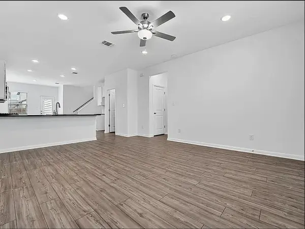 203 Betsy RD, Hutto, TX 78634