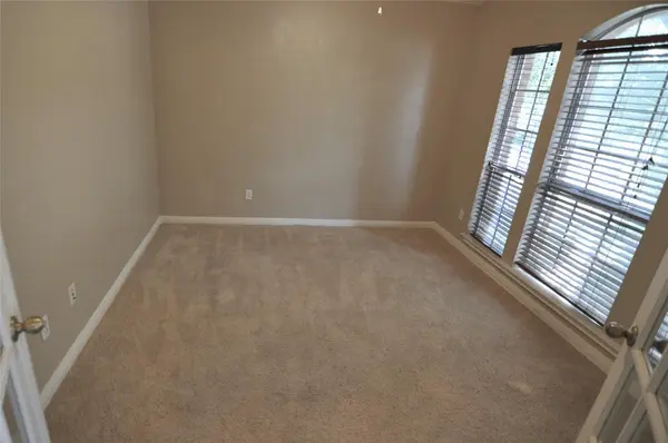 1830 Paradise Ridge DR, Round Rock, TX 78665