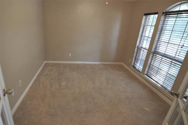 1830 Paradise Ridge DR, Round Rock, TX 78665