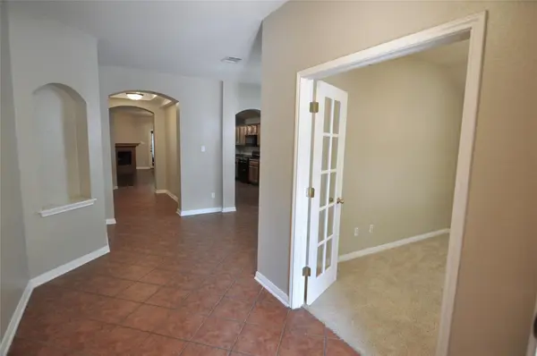 1830 Paradise Ridge DR, Round Rock, TX 78665