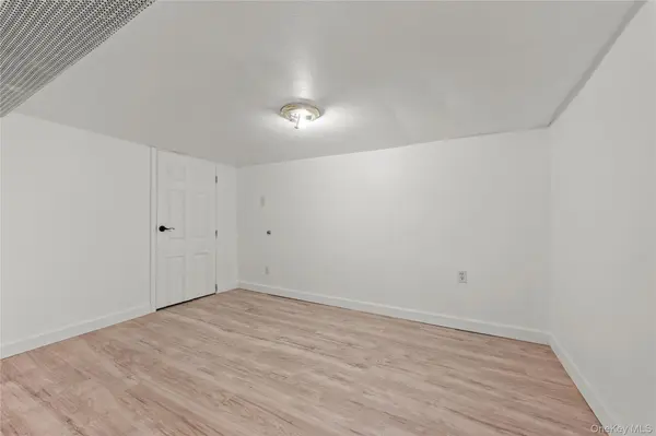 26 Gunther PL, Brooklyn, NY 11233