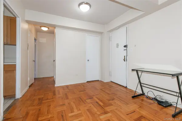 110-20 71st RD #206, Forest Hills, NY 11375