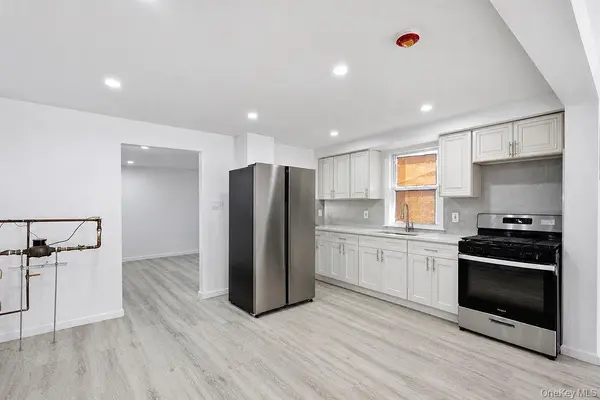 44 Broadway, Hamilton Beach, NY 11414