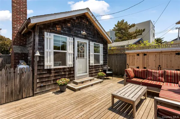 169 Main WALK, Cherry Grove, NY 11782