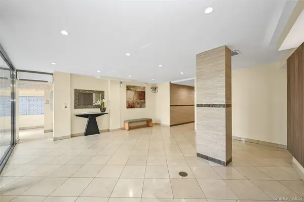 99-60 63rd RD #7Q, Rego Park, NY 11374