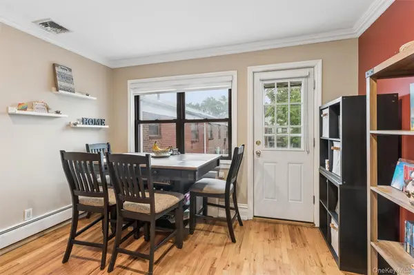 1195 E Broadway #L21, Hewlett, NY 11557
