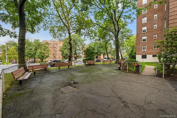 28-01 Union #5F, Flushing, NY 11354