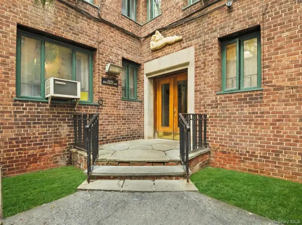 2049 McGraw AVE #4F, Bronx, NY 10462