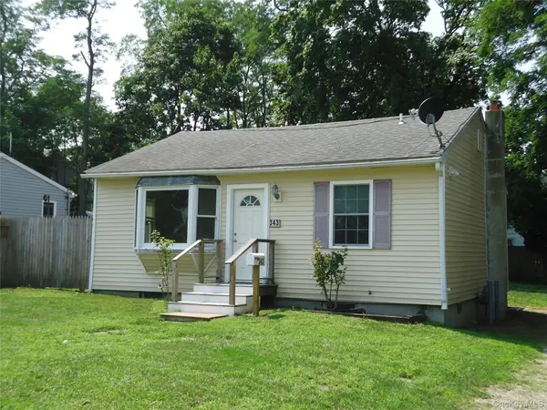 343 Union AVE, Riverhead, NY 11901