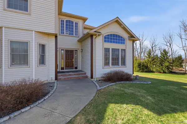 12 Feagles RD, Warwick, NY 10990