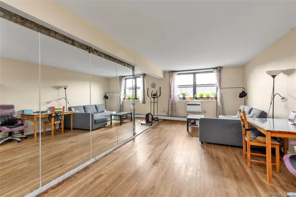 99-05 59 Ave Ave #6B, Corona, NY 11368