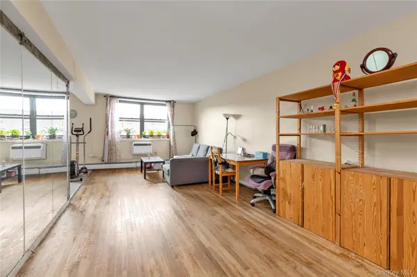 99-05 59 Ave Ave #6B, Corona, NY 11368