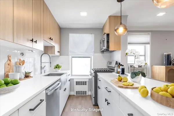 67-12 Yellowstone Blvd #F18, Forest Hills, NY 11375