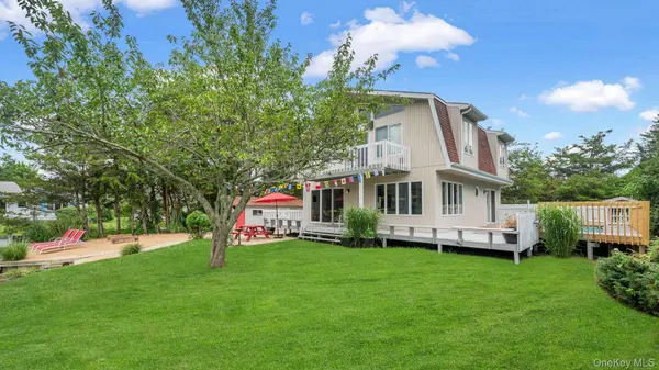 470 Windy Point LN, Southold, NY 11971