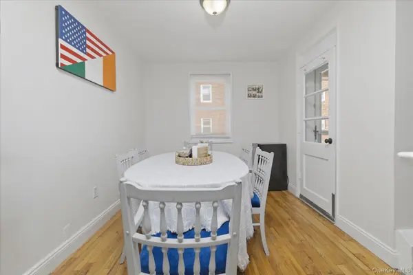 370 W Broadway #5C, Long Beach, NY 11561