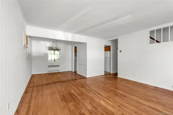 65 Grant AVE, Albertson, NY 11507