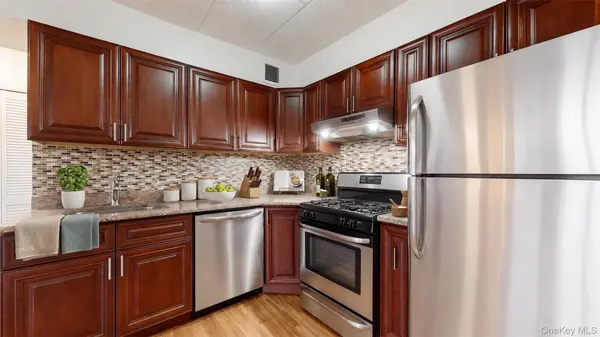 76-01 113th ST #6D, Forest Hills, NY 11375