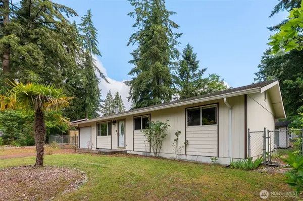 9538 Helen AVE NE, Olympia, WA 98516