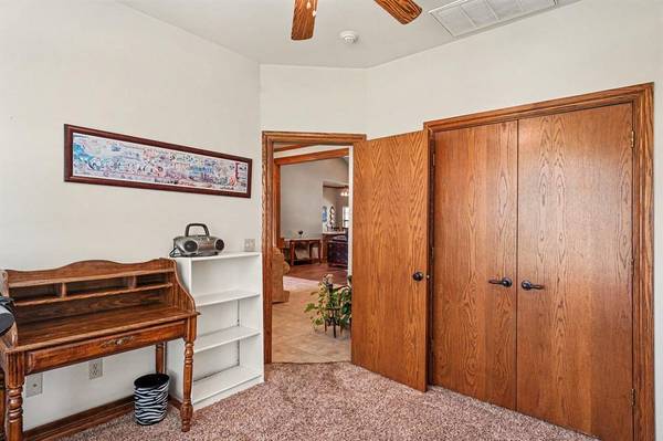 1401 Townsend GLN, Blanchard, OK 73010