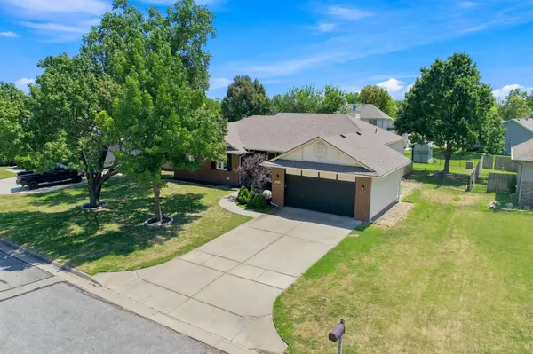 13913 E Spring Valley St, Wichita, KS 67230