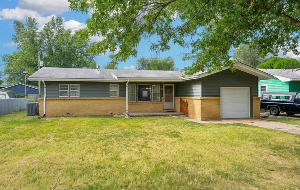 1715 E Mona Ln, Wichita, KS 67216