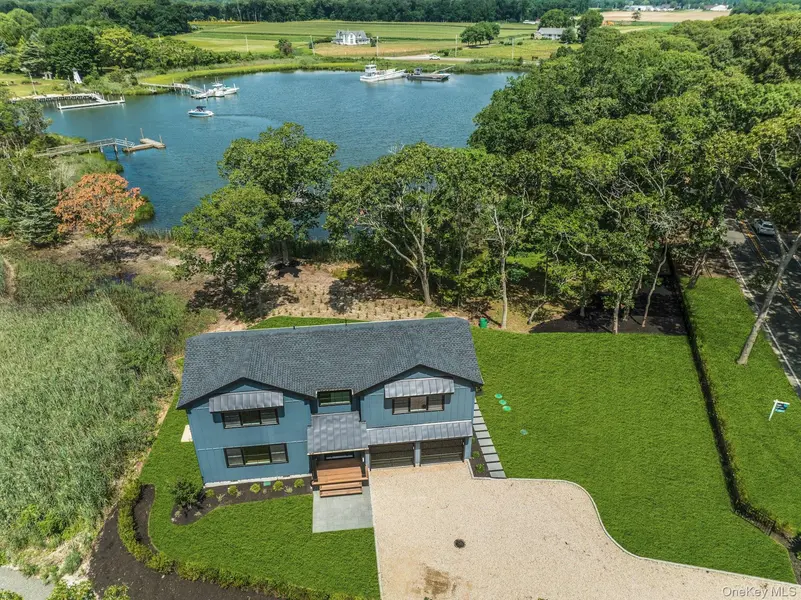 255 Peconic Bay BLVD, Aquebogue, NY 11901