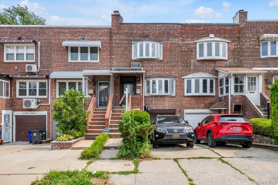 15150 11th AVE, Whitestone, NY 11357