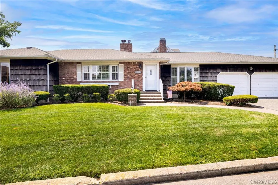 131 Oceanview RD, East Rockaway, NY 11518