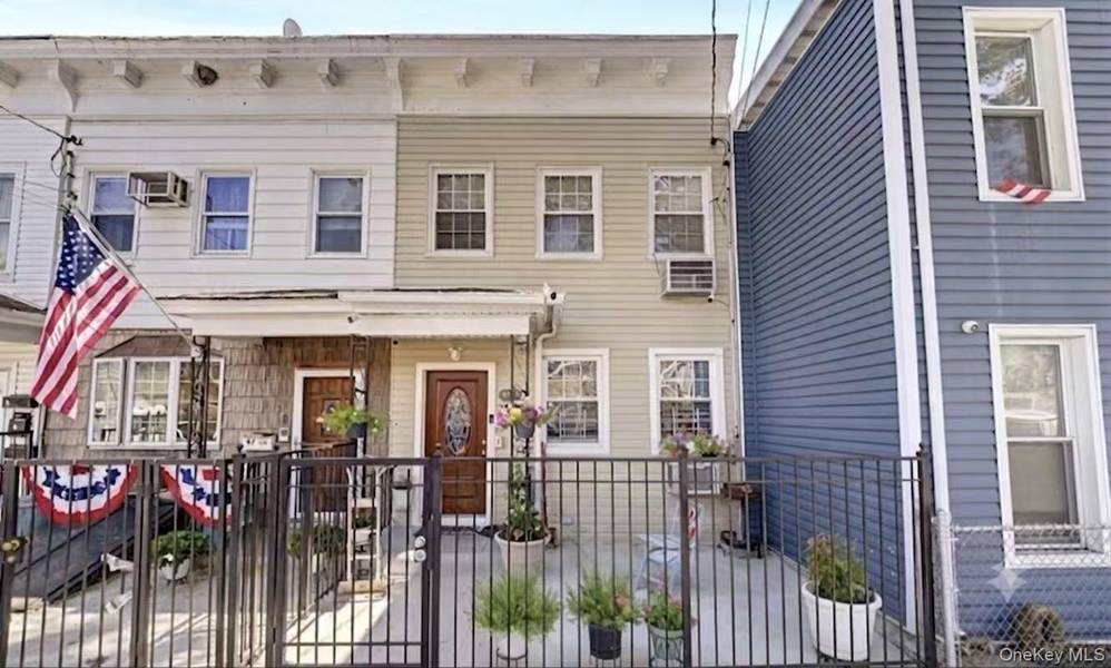 87-12 95TH AVE, Ozone Park, NY 11416